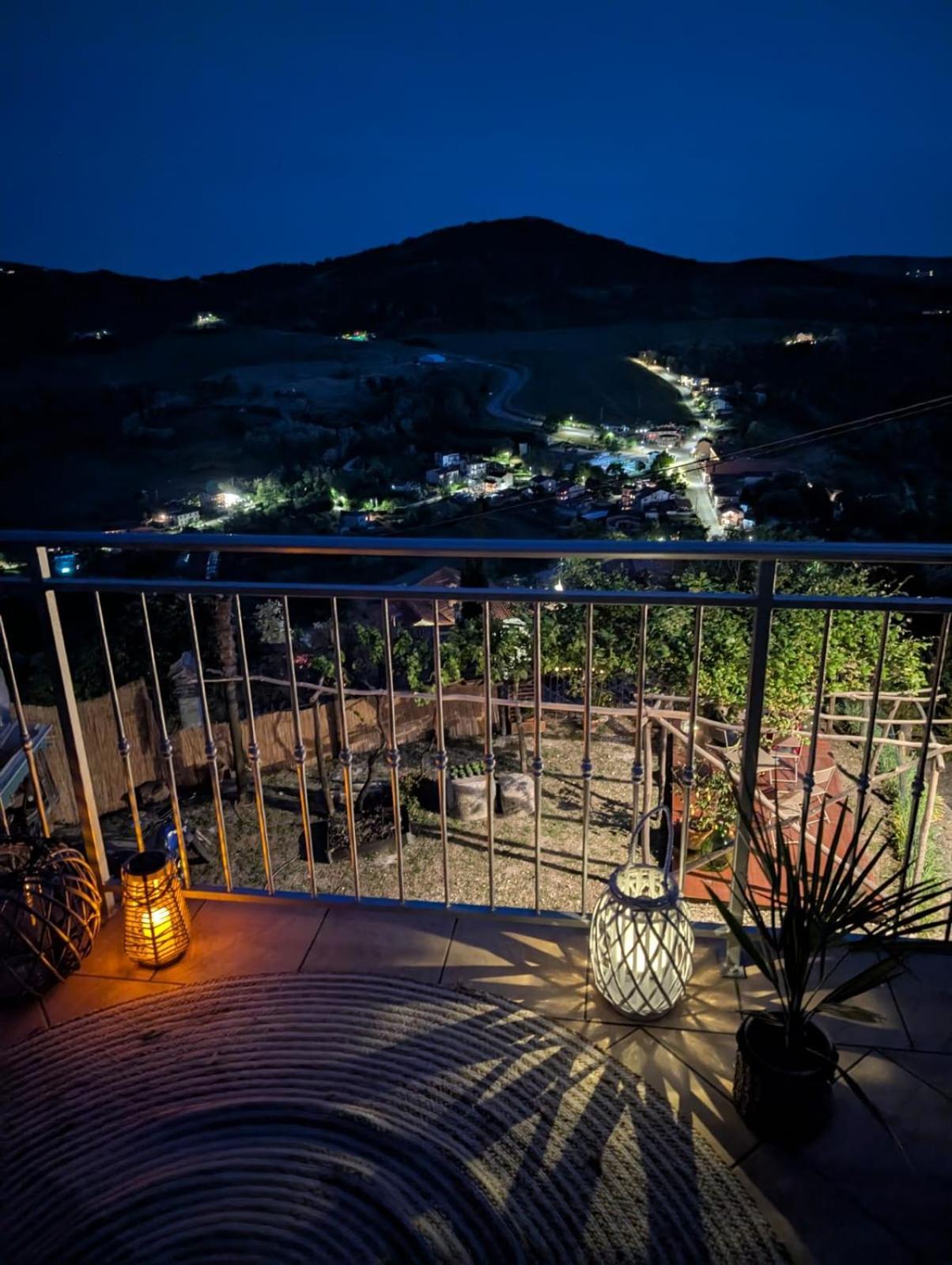 Studio Apartman Bel Vedere Motovun Exterior foto